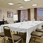 Wingate By Wyndham Calgary South 
