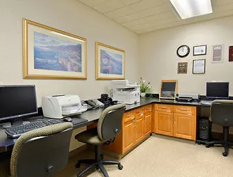 Wingate By Wyndham Calgary South 