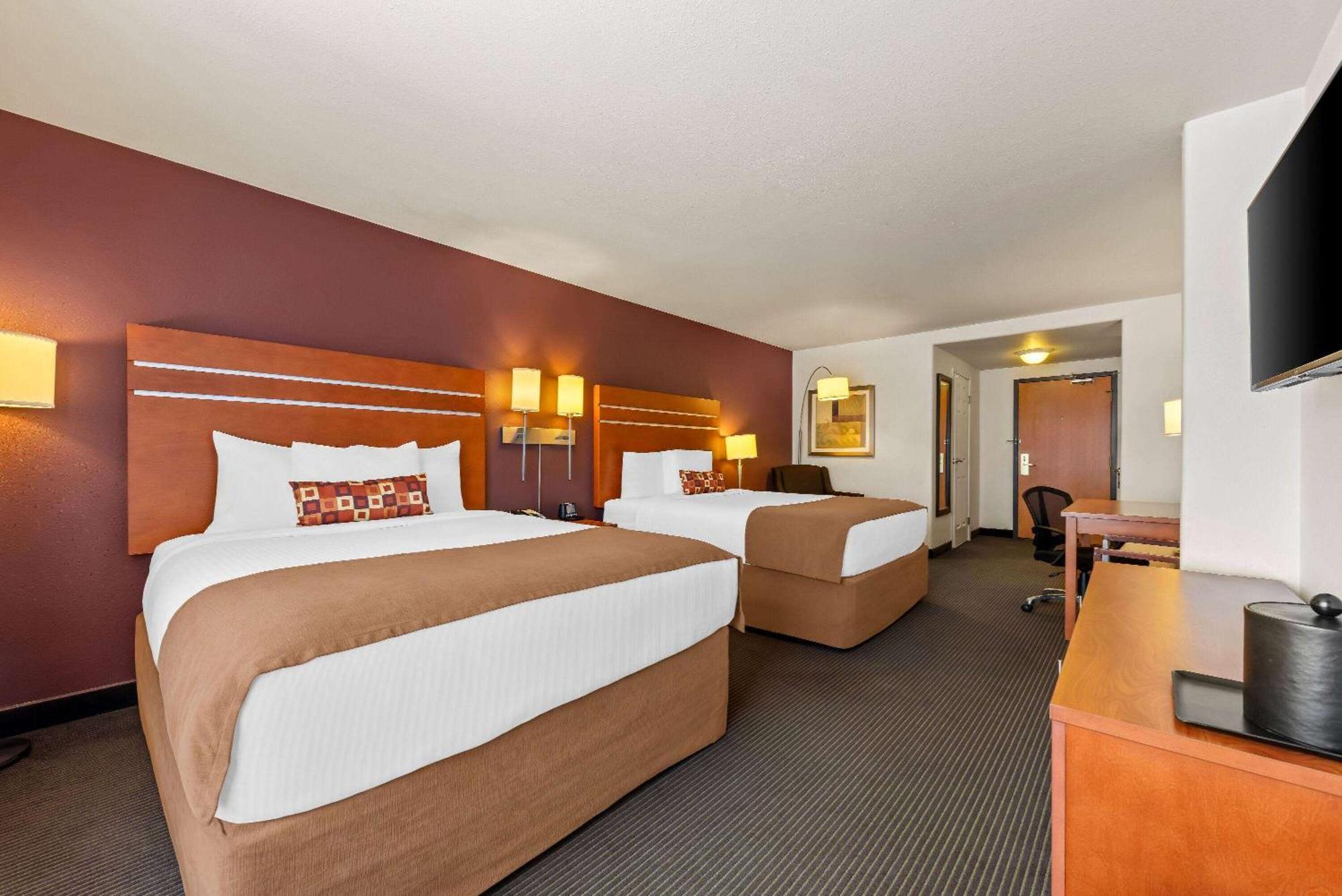 Wingate By Wyndham South Hotel Calgary