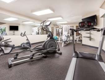 Wingate By Wyndham South Hotel 3*